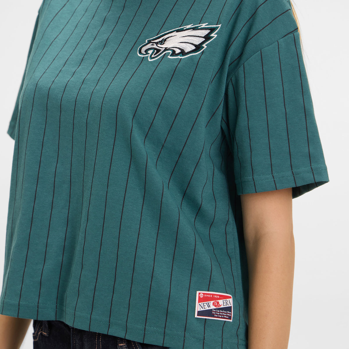 Philadelphia Eagles Throwback Women's Cropped Pinstripe T-Shirt