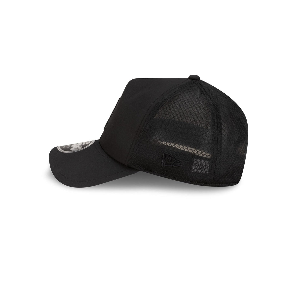 Atlanta Braves 2026 Batting Practice Black 9FORTY APEX Trucker Hat