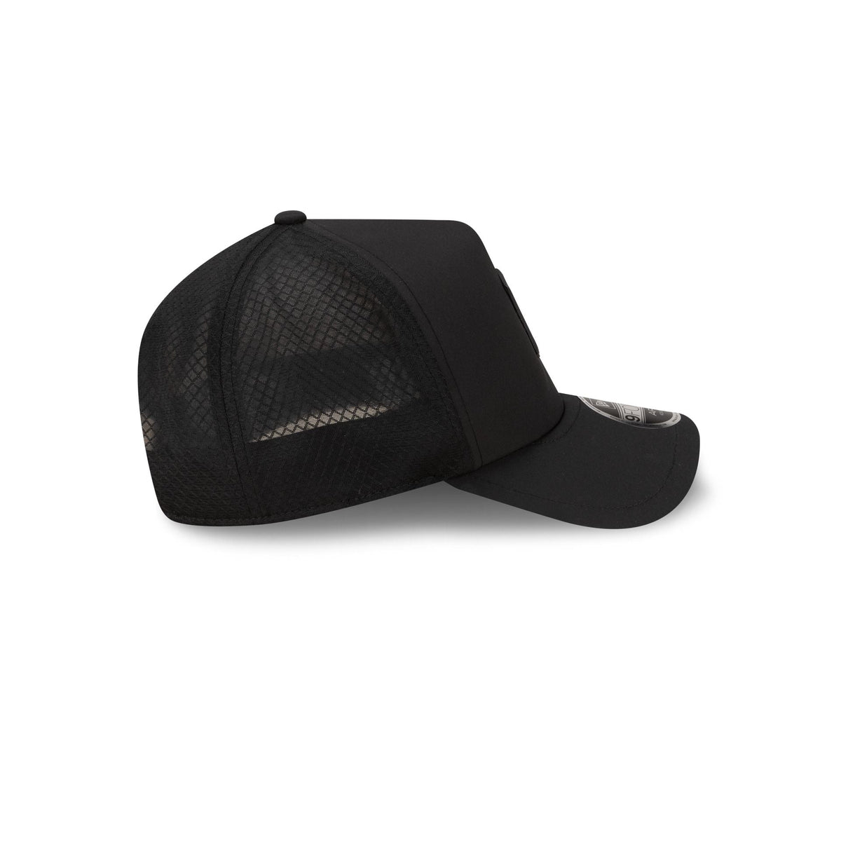 Cleveland Guardians 2026 Batting Practice Black 9FORTY APEX Trucker Hat