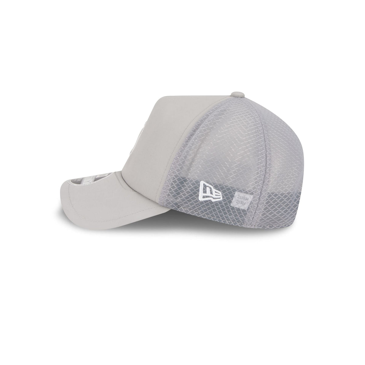 New York Yankees 2026 Batting Practice Gray 9FORTY APEX Trucker Hat