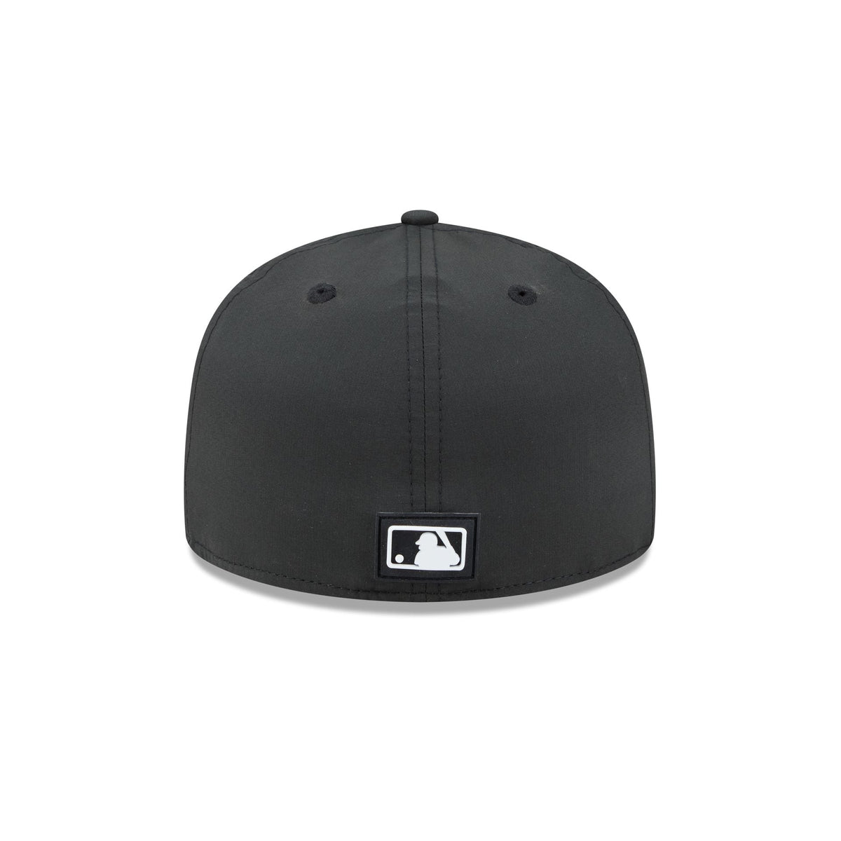 Milwaukee Brewers 2026 Clubhouse Black & White 59FIFTY Fitted Hat