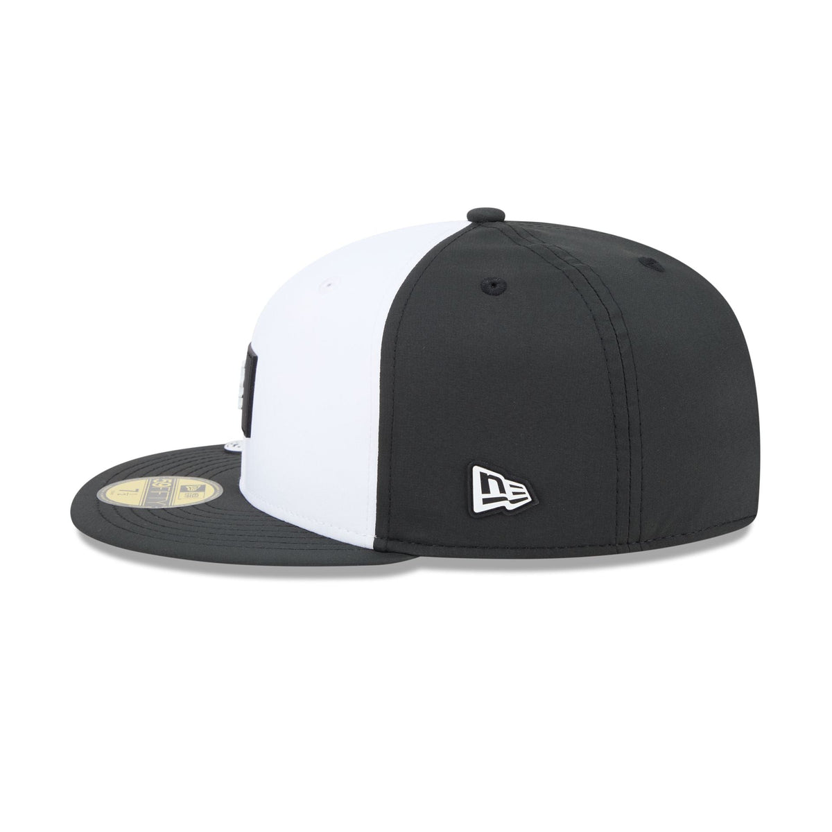 New York Mets 2026 Clubhouse Black & White 59FIFTY Fitted Hat