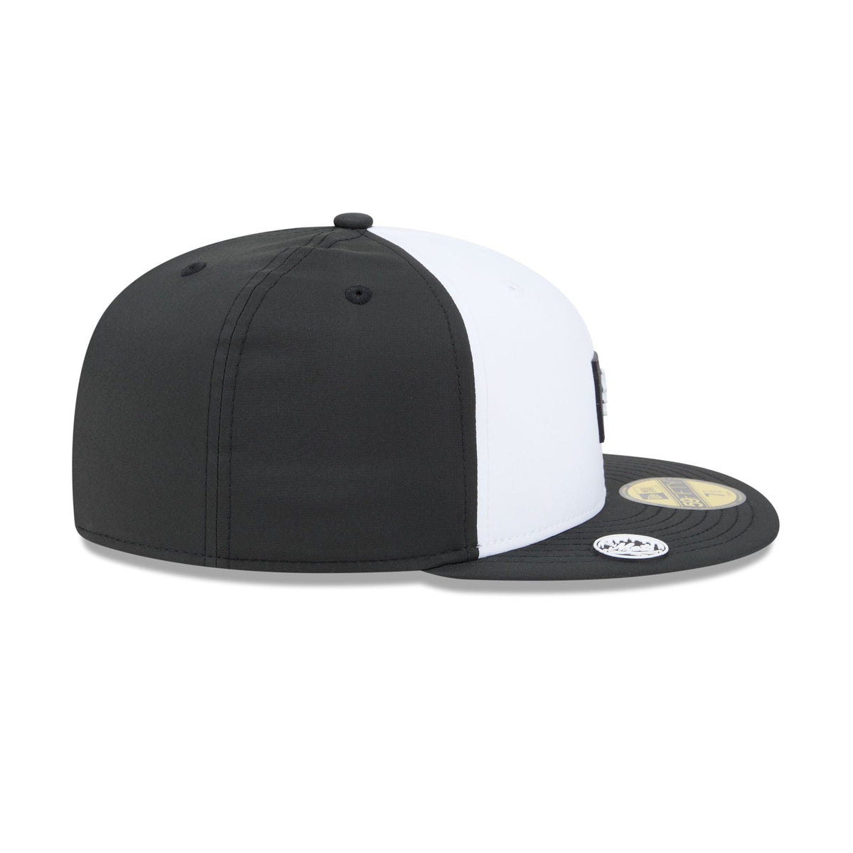 New York Mets 2026 Clubhouse Black & White 59FIFTY Fitted Hat