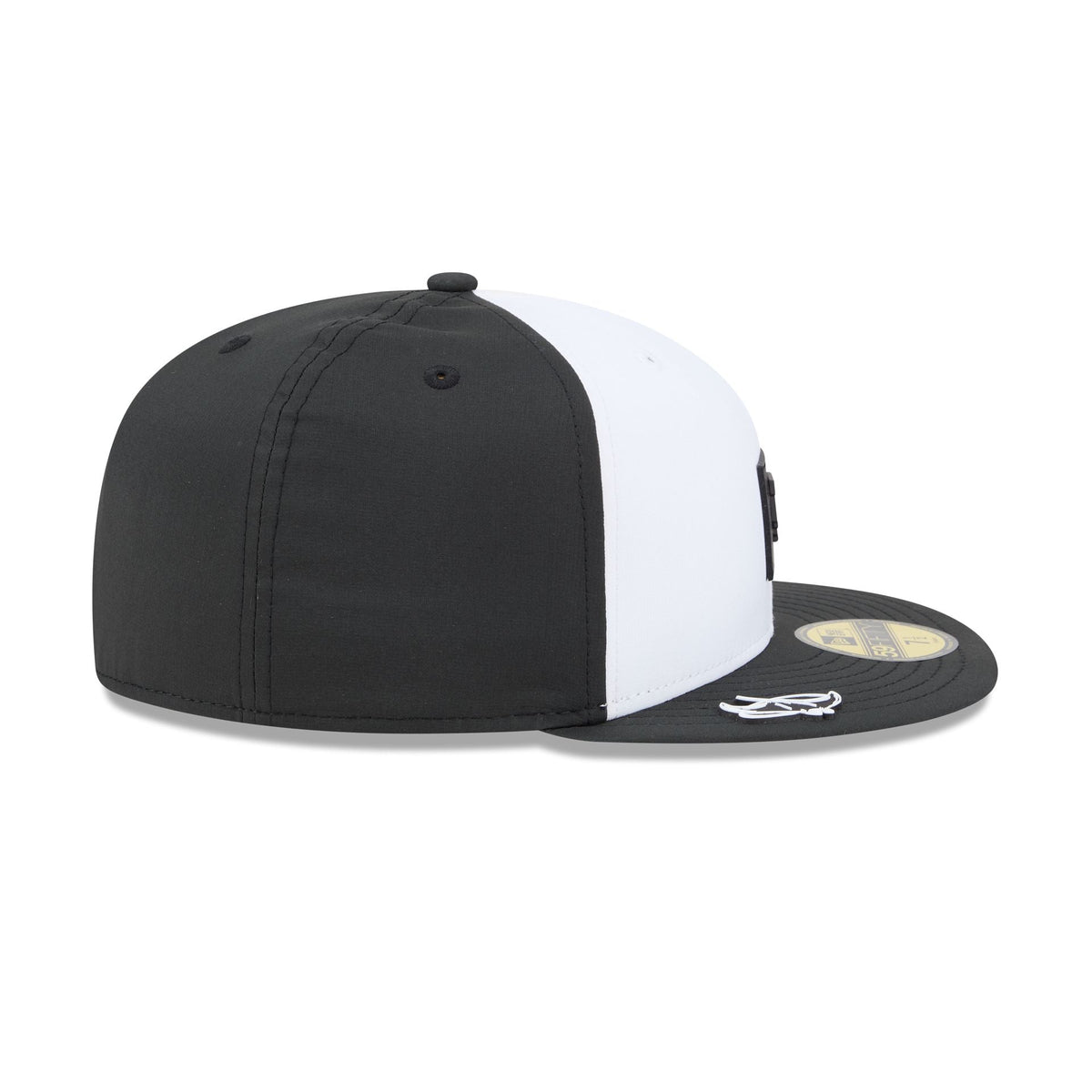 Tampa Bay Rays 2026 Clubhouse Black & White 59FIFTY Fitted Hat