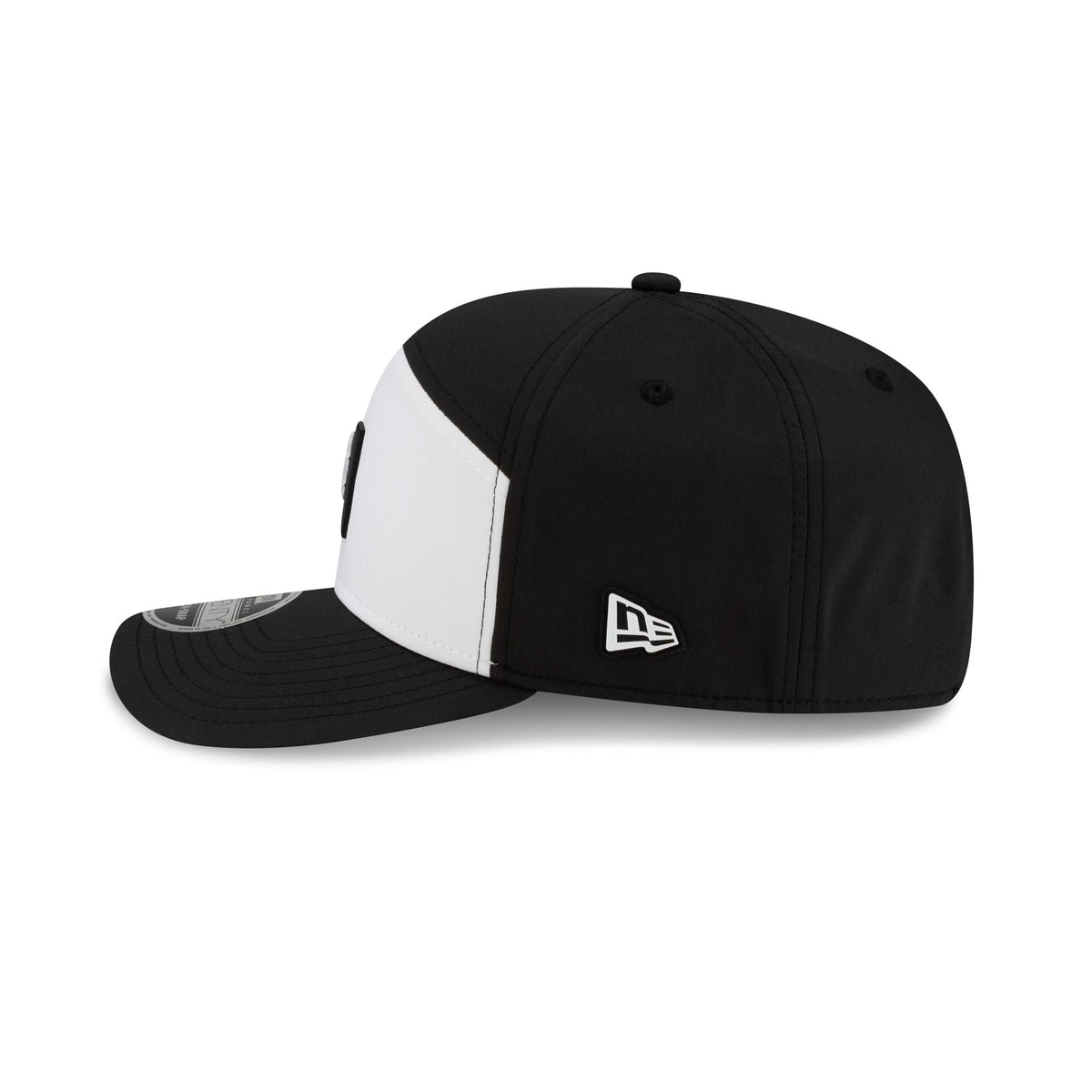 Boston Red Sox 2026 Clubhouse Black & White Split Panel 9SEVENTY Stretch-Snap Hat