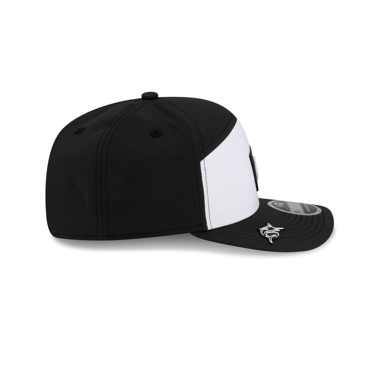 Miami Marlins 2026 Clubhouse Black & White Split Panel 9SEVENTY Stretch-Snap Hat