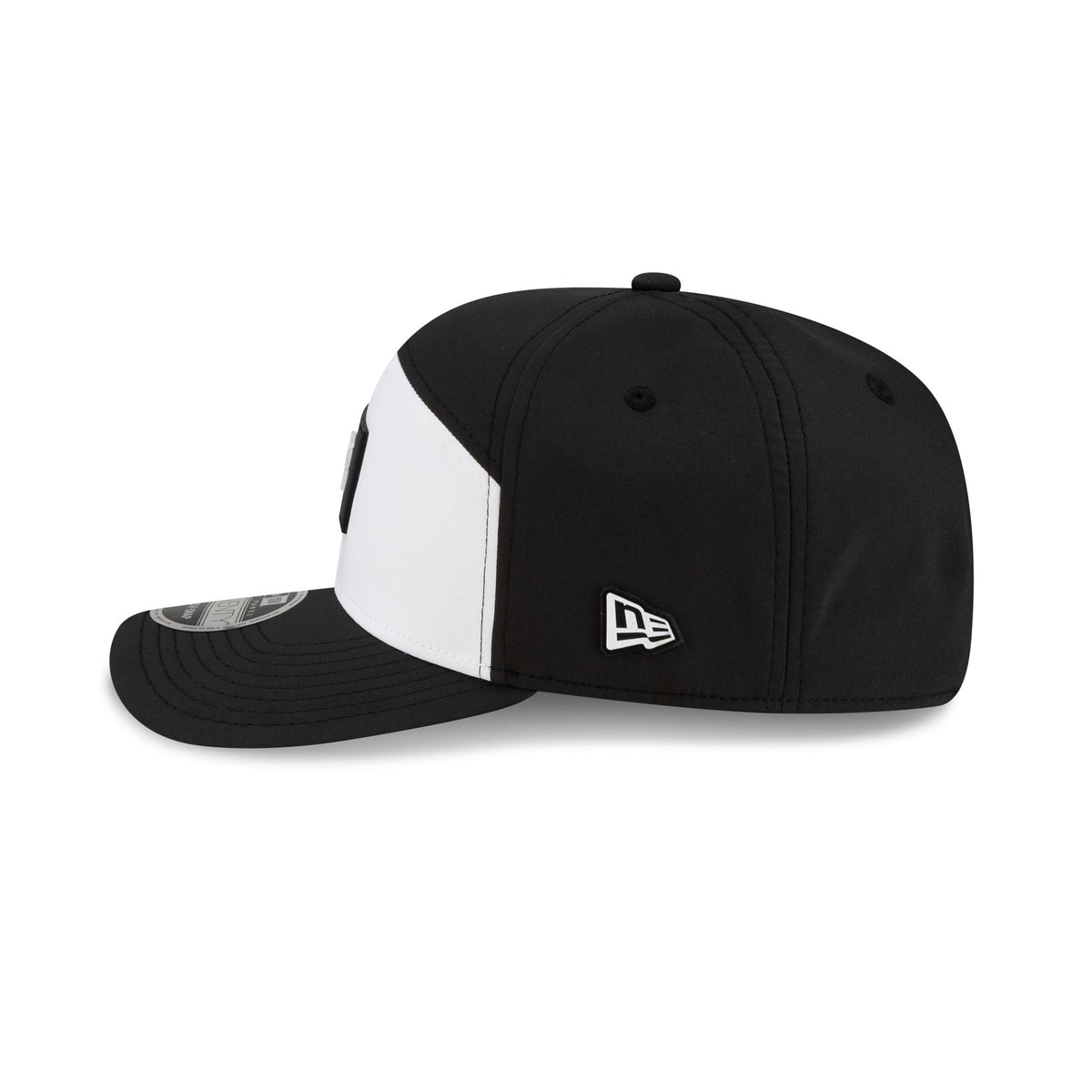 Pittsburgh Pirates 2026 Clubhouse Black & White Split Panel 9SEVENTY Stretch-Snap Hat
